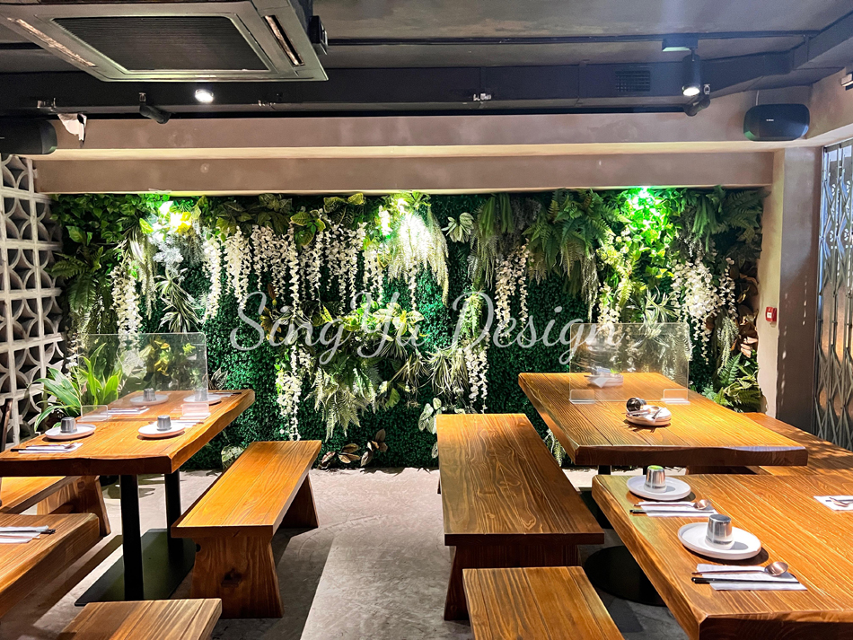 韓國餐廳裝修圖片-簡樸大自然風格室內裝修設計-餐廳長虹玻璃自然裝飾牆設計佈置安裝-食肆假草牆裝修-水泥花磚間隔裝修-餐廳食肆翻新-Restaurant-Interior-Design-and-Renovation