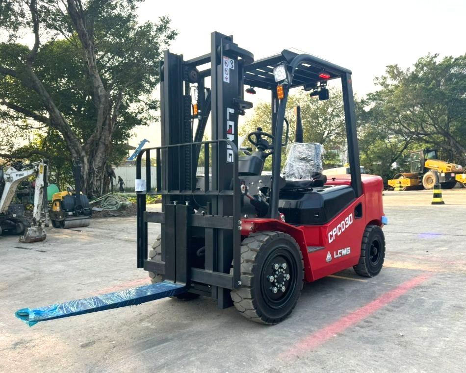 租賃LGMG柴油鏟車-燃油剷車出租服務-diesel-Forklift-倉庫物流搬運設備租借-IC-counterbalanced-forklift-香港租油渣叉車